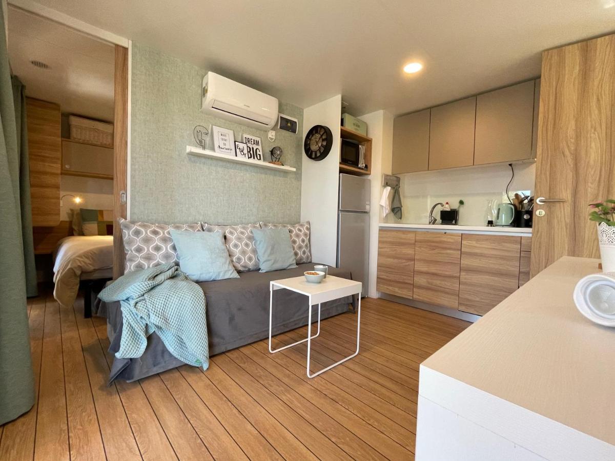 Harmonia Mobile Home Rovinj Exteriör bild