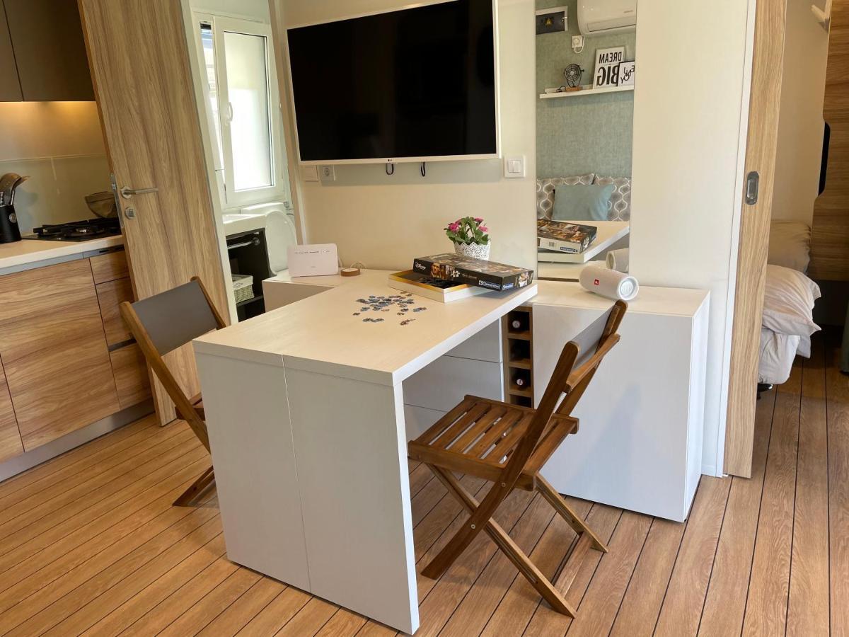 Harmonia Mobile Home Rovinj Exteriör bild