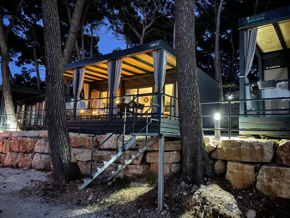 Harmonia Mobile Home Rovinj Exteriör bild